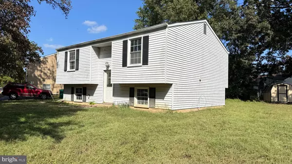 2821 REMINGTON RD, Henrico, VA 23238