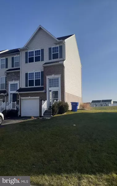 1228 LEDGE DR, York, PA 17408