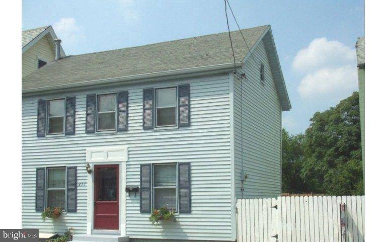 271 WASHINGTON ST E, Chambersburg, PA 17201