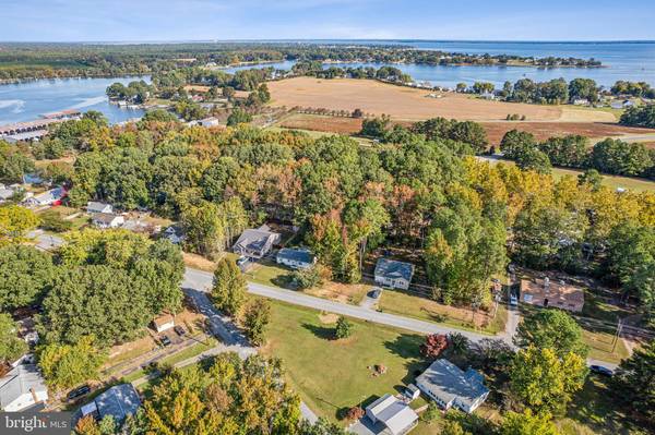 Colonial Beach, VA 22443,000 LAKEVIEW DR