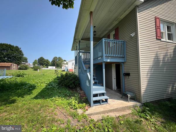 Pine Grove, PA 17963,35 MOYER ST