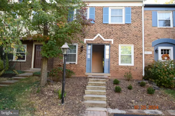 Centreville, VA 20120,14857 LEICESTER CT