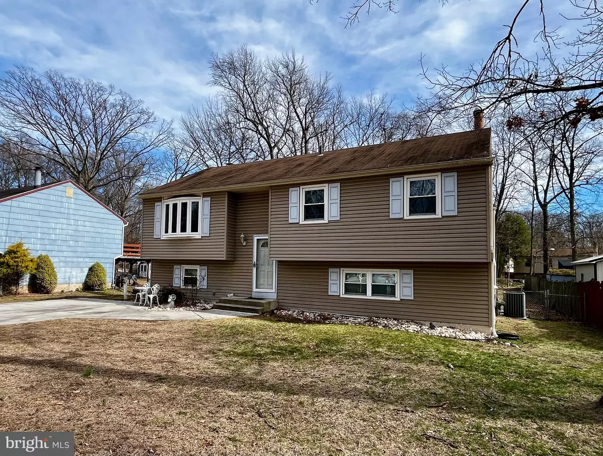 West Deptford, NJ 08093,525 ELBERNE AVE