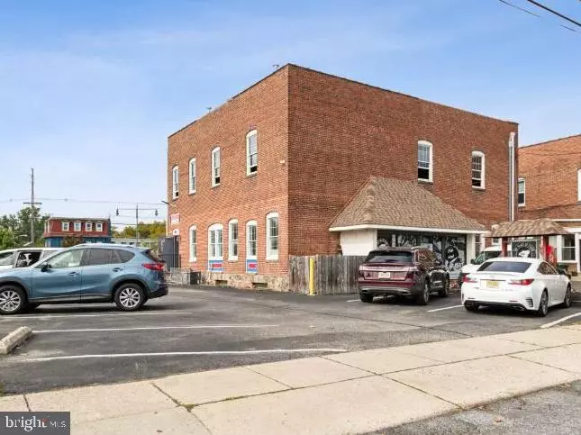 Riverton, NJ 08077,600 MAIN ST #1