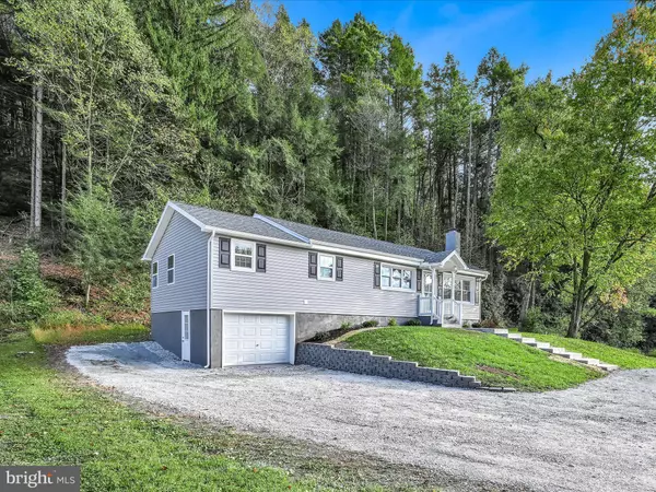 New Ringgold, PA 17960,30 PINE HILL RD