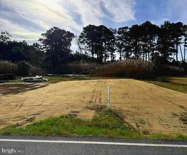 MAIN ST, Chincoteague, VA 23336