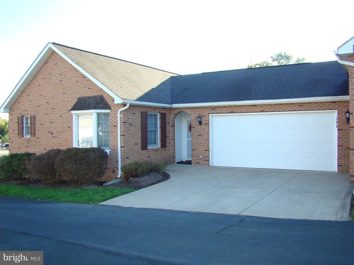 Strasburg, VA 22657,194-B1 TYLER CIR #B-1