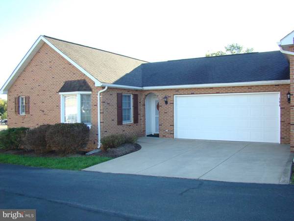 194-B1 TYLER CIR #B-1, Strasburg, VA 22657