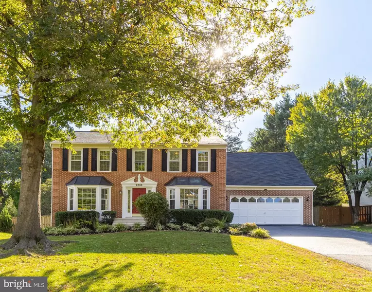 8505 CENTURY OAK CT, Fairfax Station, VA 22039