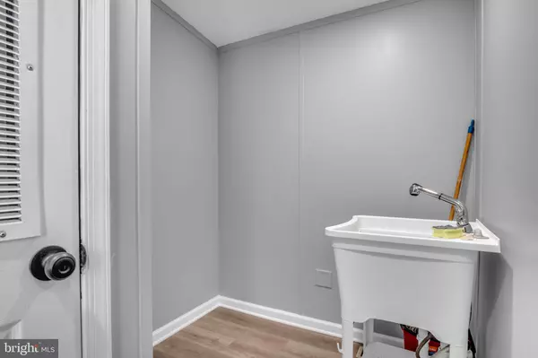 Dillsburg, PA 17019,42 WALMAR MNR
