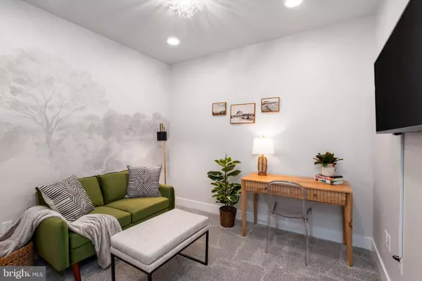 Rehoboth Beach, DE 19971,19805 COASTAL HWY #202