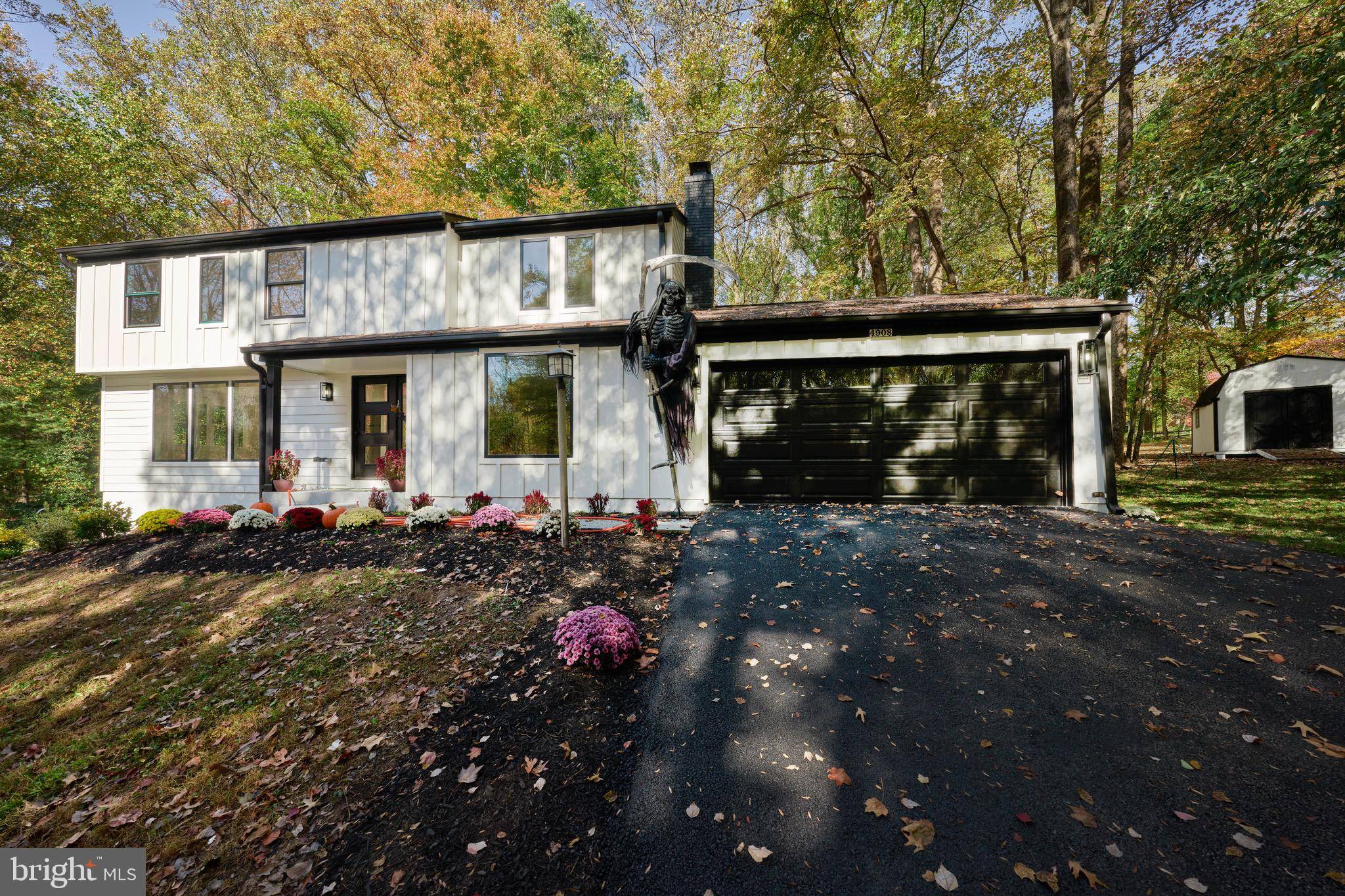 4908 VILLAGE DR,  Fairfax,  VA 22030