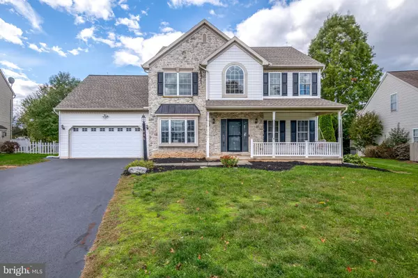 Palmyra, PA 17078,446 OAK LN