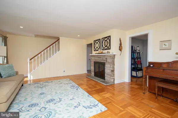 Elkins Park, PA 19027,8224 FORREST AVE