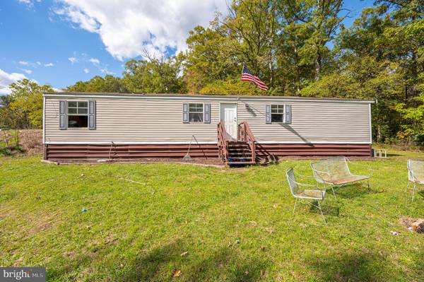 Berkeley Springs, WV 25411,845 SPRIGGS RD