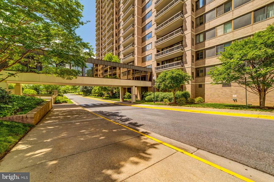 5505 SEMINARY RD #1317N, Falls Church, VA 22041