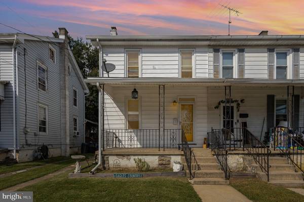 61 W SLOKOM AVE, Christiana, PA 17509