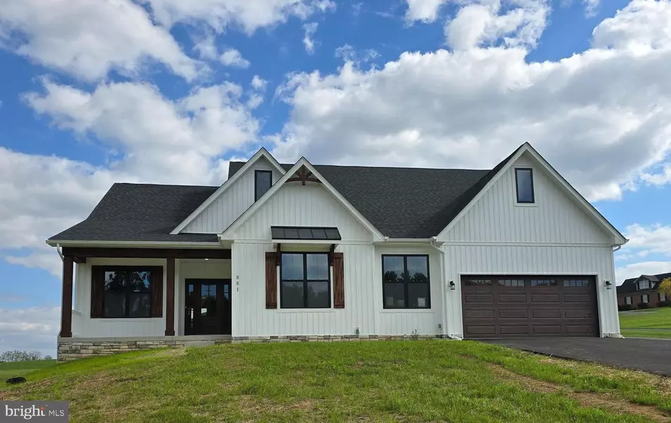 468 SHADE TREE LN, Shenandoah Junction, WV 25442