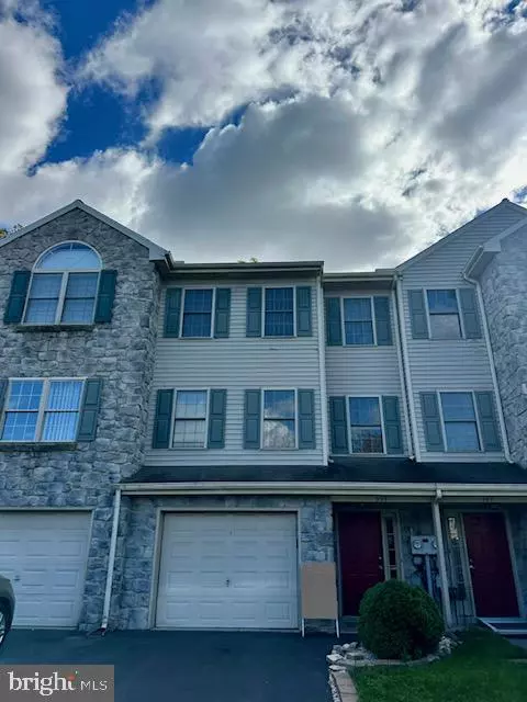 Lititz, PA 17543,399 CROSSWINDS DR