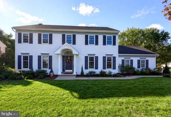 2658 VALLEY VIEW DR, Lancaster, PA 17601