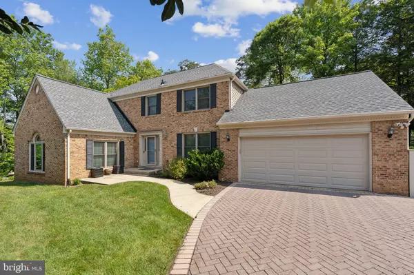 Annandale, VA 22003,8740 SHADOW LAWN CT