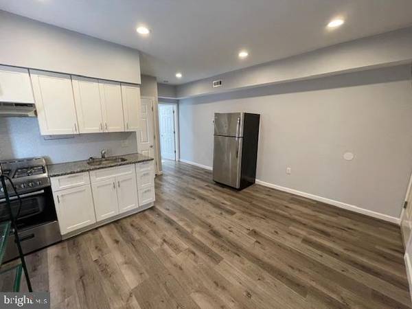 4238 W GIRARD AVE #2R, Philadelphia, PA 19104