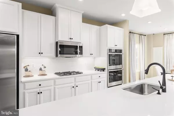 Bowie, MD 20716,232 MATISSE PLACE #1012D