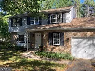 2 WHITBY CT, Hockessin, DE 19707