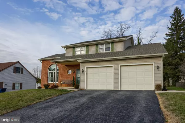 Lebanon, PA 17042,10 FOXCHASE LN