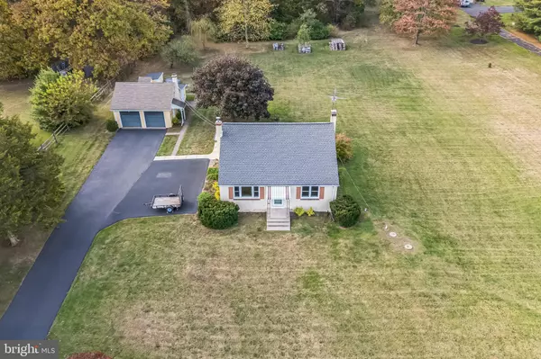 2287 E BUCK RD, Pennsburg, PA 18073