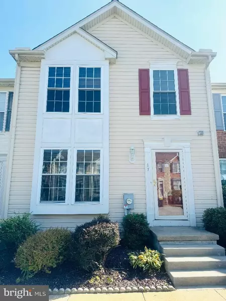 17 E CHRISTINA PL, Newark, DE 19702