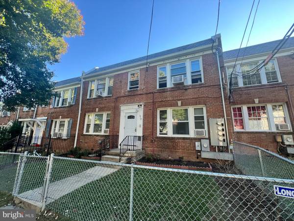 1612 17TH PL SE #1, Washington, DC 20020