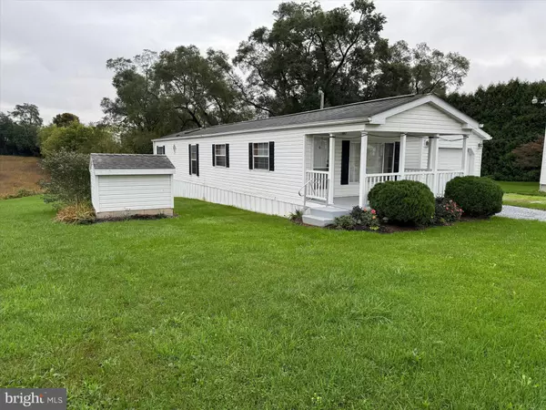 Myerstown, PA 17067,31 PINEAPPLE RD