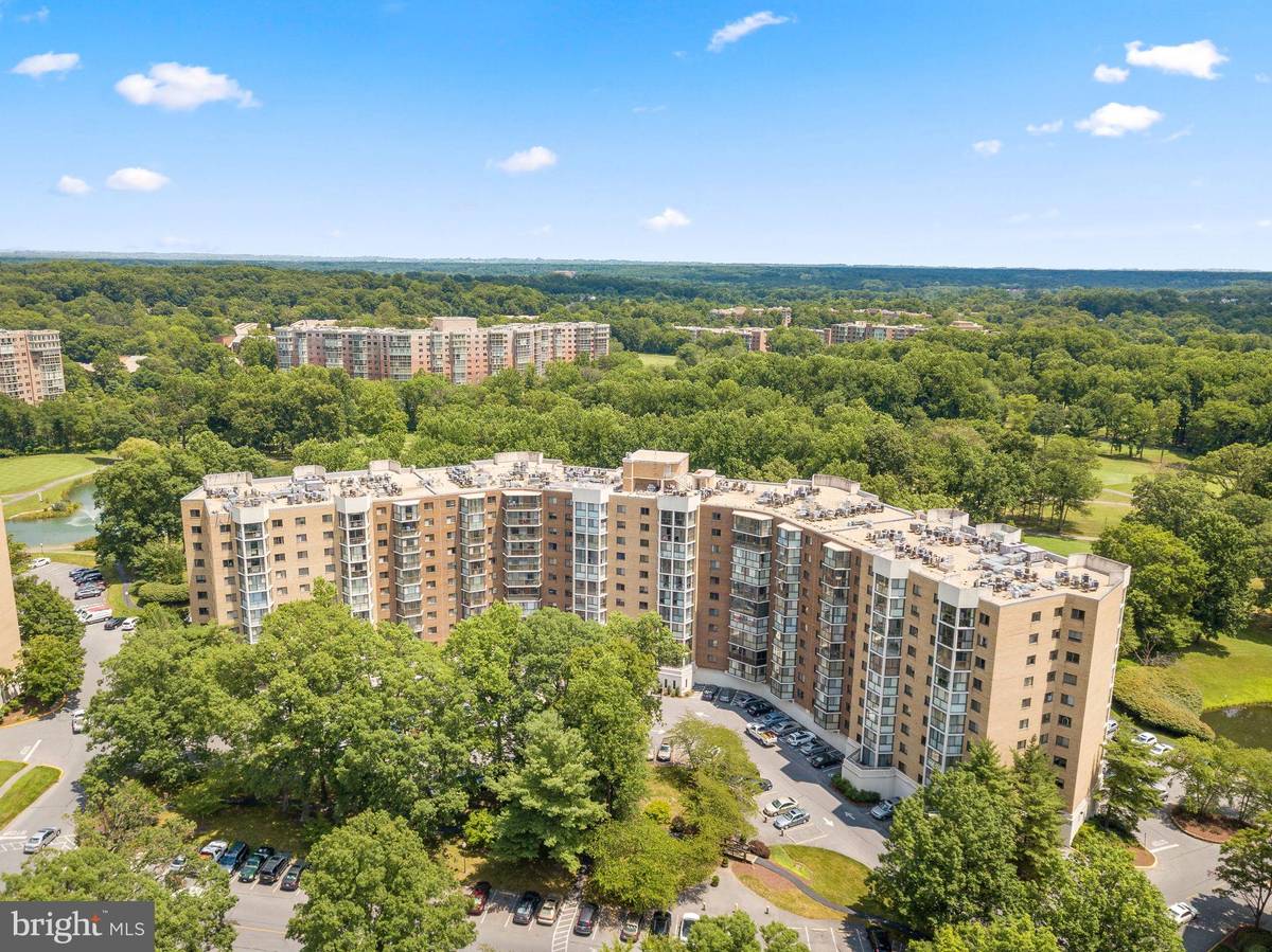 Silver Spring, MD 20906,15107 INTERLACHEN DR #818