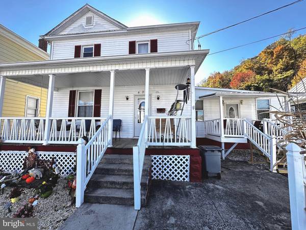 493 SAINT CLOUD ST, Keyser, WV 26726