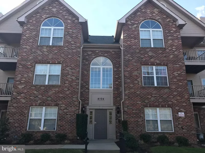 4104-J MONUMENT CT #303, Fairfax, VA 22033