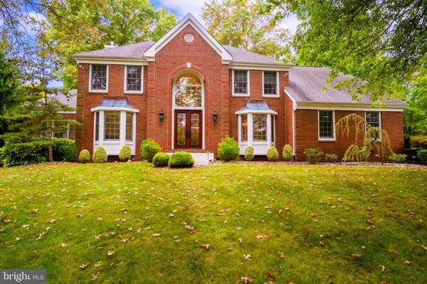 15 SAPPHIRE DR, West Windsor, NJ 08550