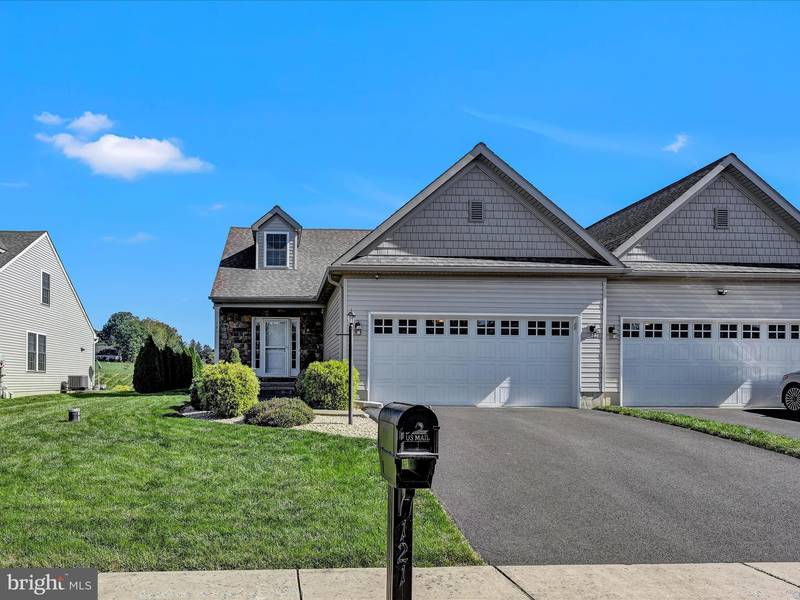 121 CREEKVIEW DR, Paradise, PA 17562