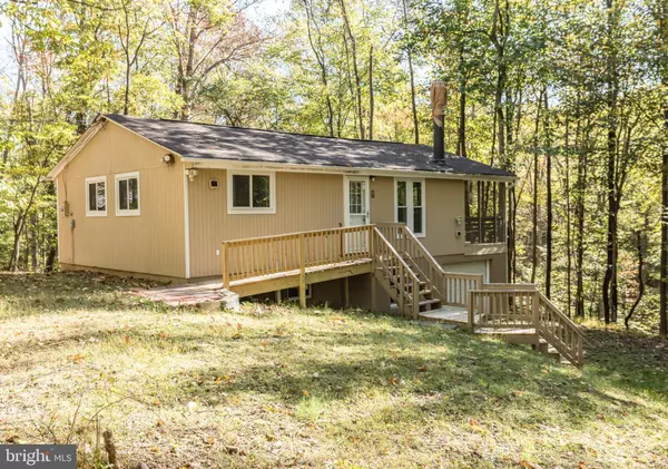 Hedgesville, WV 25427,244 BRADLEY BROOK LN