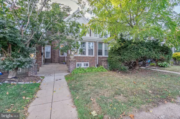 5878 HENRY AVE, Philadelphia, PA 19128