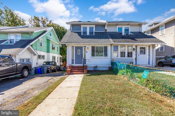 712 SUMMIT AVE, Prospect Park, PA 19076