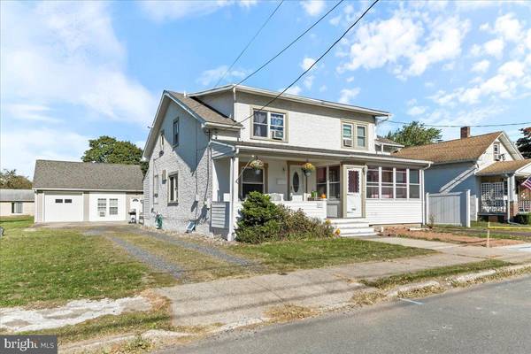 211 HENRY ST, Pottstown, PA 19464