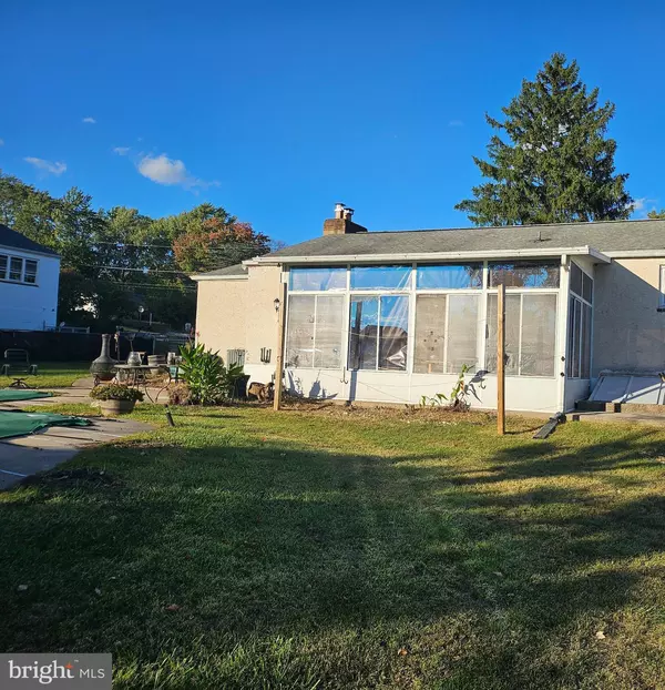 Norristown, PA 19403,609 DONNA DR