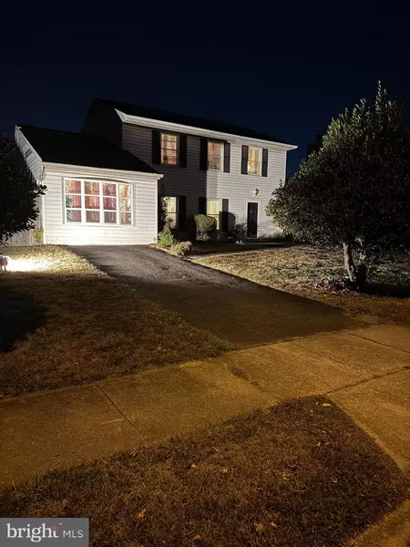 34 ABERDALE LN, Sicklerville, NJ 08081