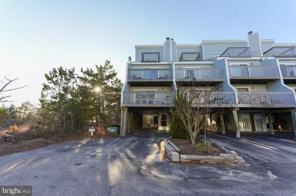 Bethany Beach, DE 19930,29000 INDIAN HARBOR DR #32