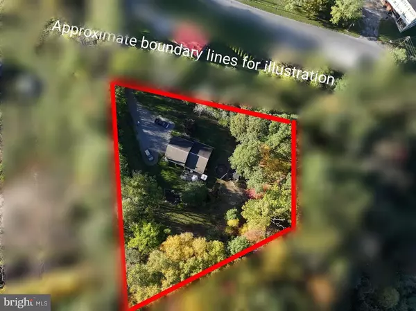 Everett, PA 15537,48 W 3RD ST