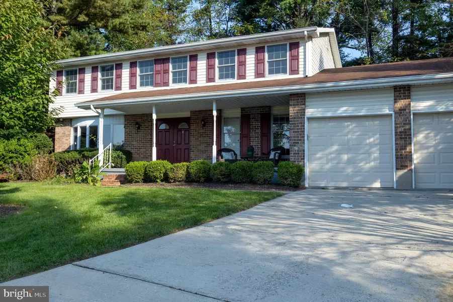 4 THRUSH CT, Lutherville Timonium, MD 21093