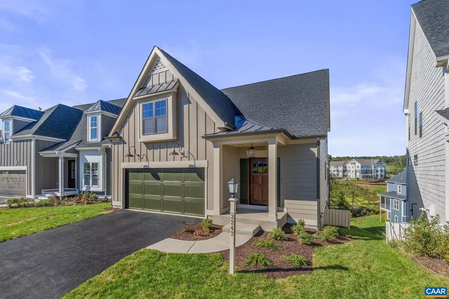 3247 THICKET RUN DR, Charlottesville, VA 22911