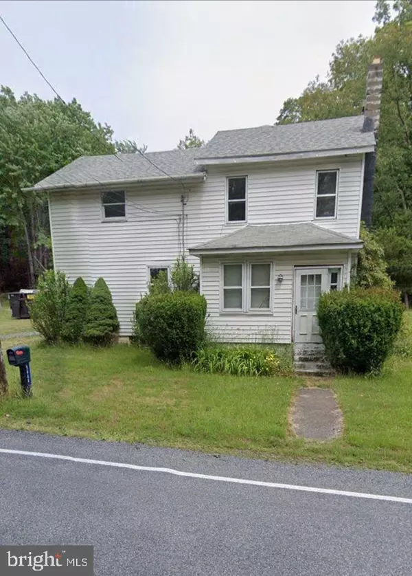 5444 QUAKAKE RD, Weatherly, PA 18255