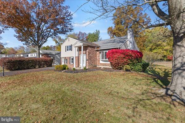 Dresher, PA 19025,858 TIMBER LN